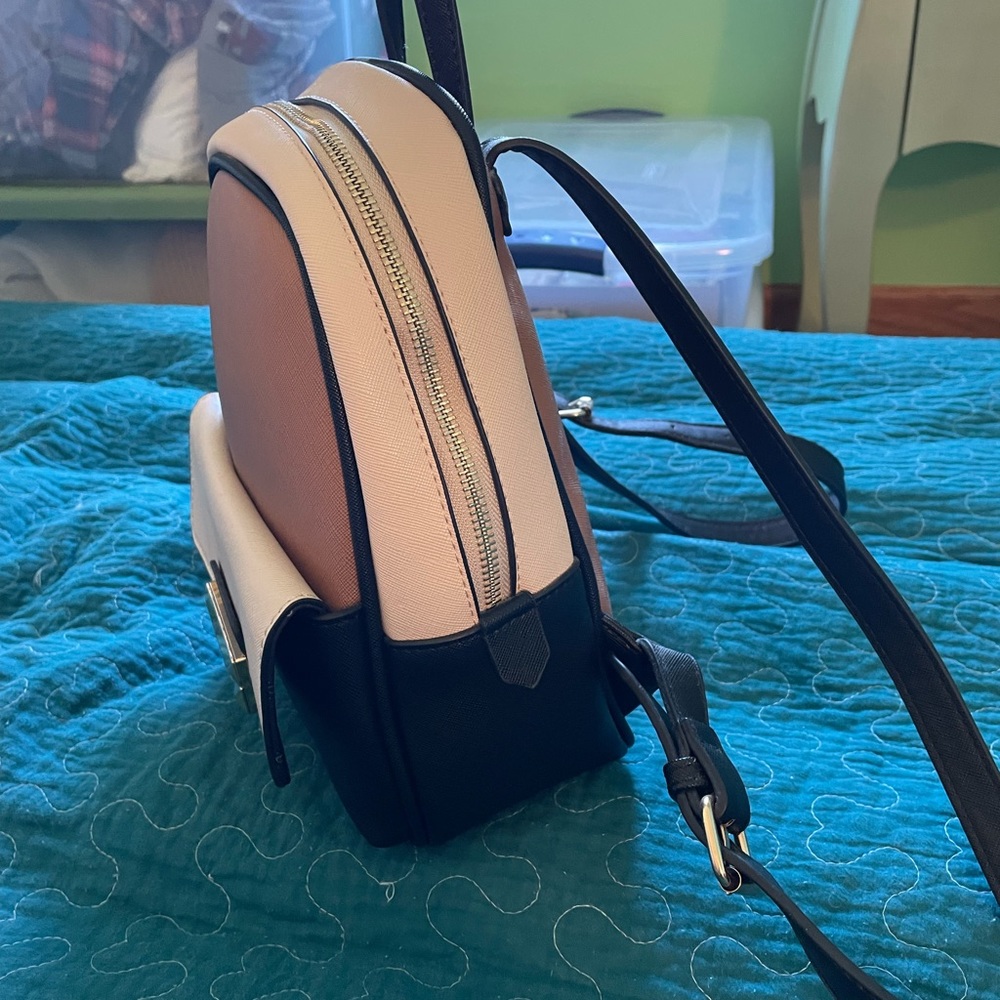 ALDO adjustable mini backpack - Picture 2 of 7